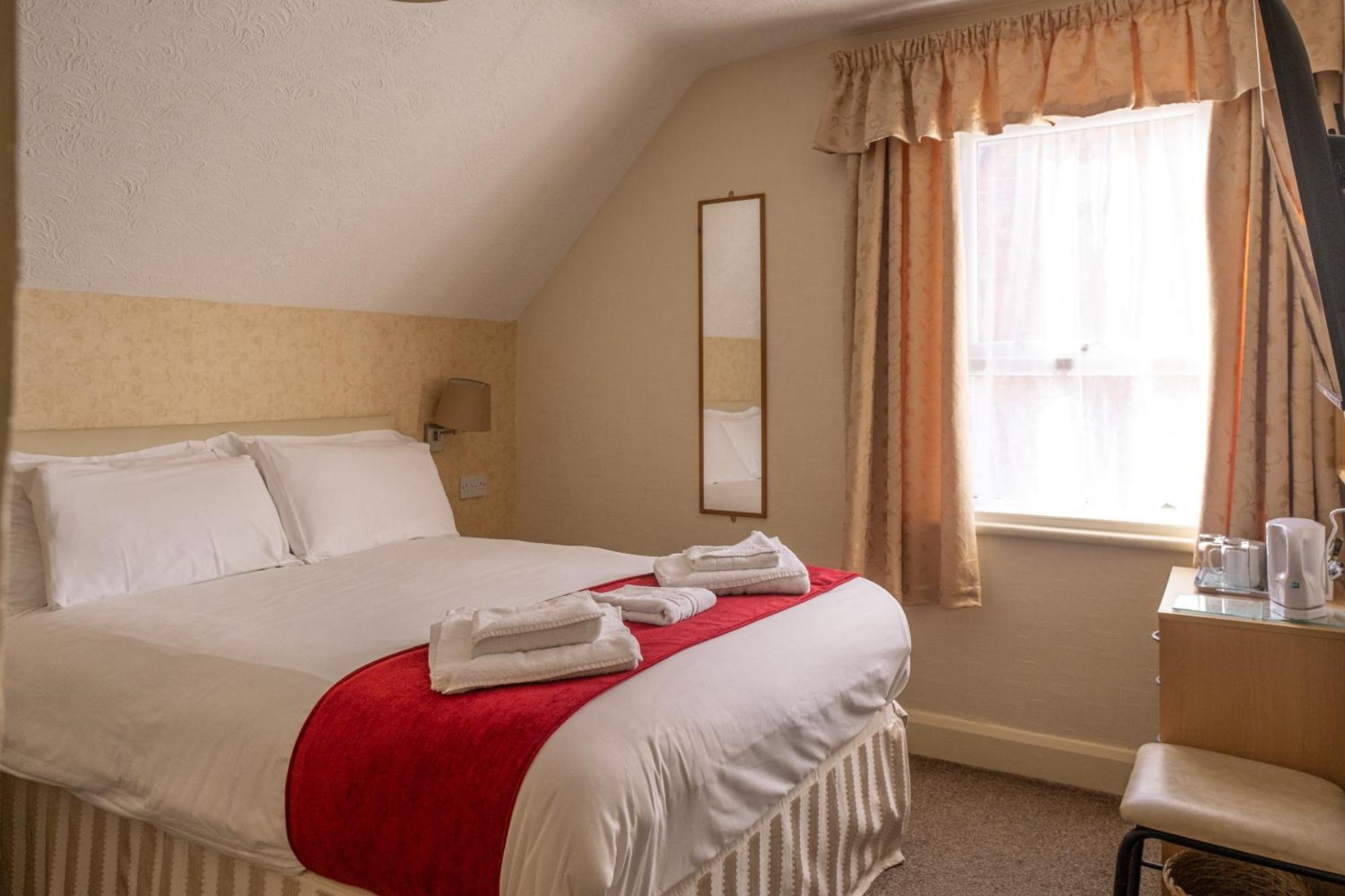 The Kildare Bed & Breakfast Skegness Exterior photo