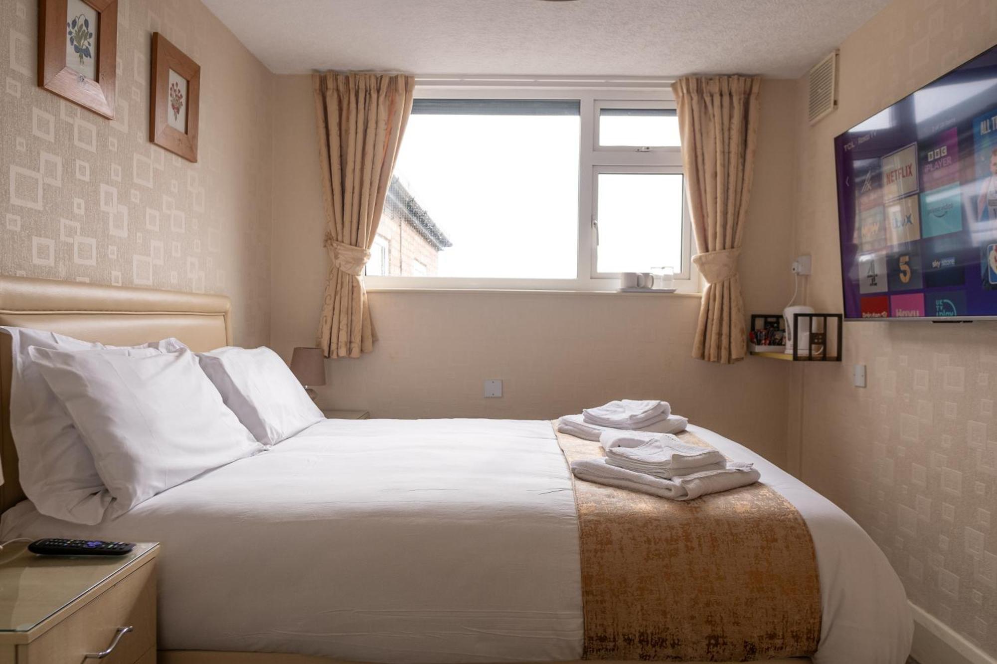 The Kildare Bed & Breakfast Skegness Exterior photo